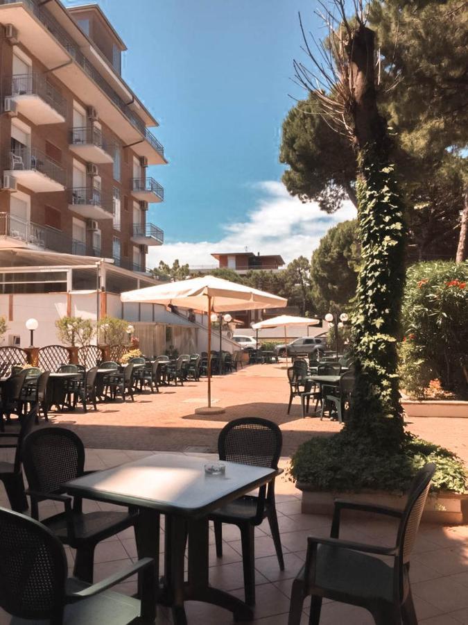 Hotel Zeus Червія Екстер'єр фото