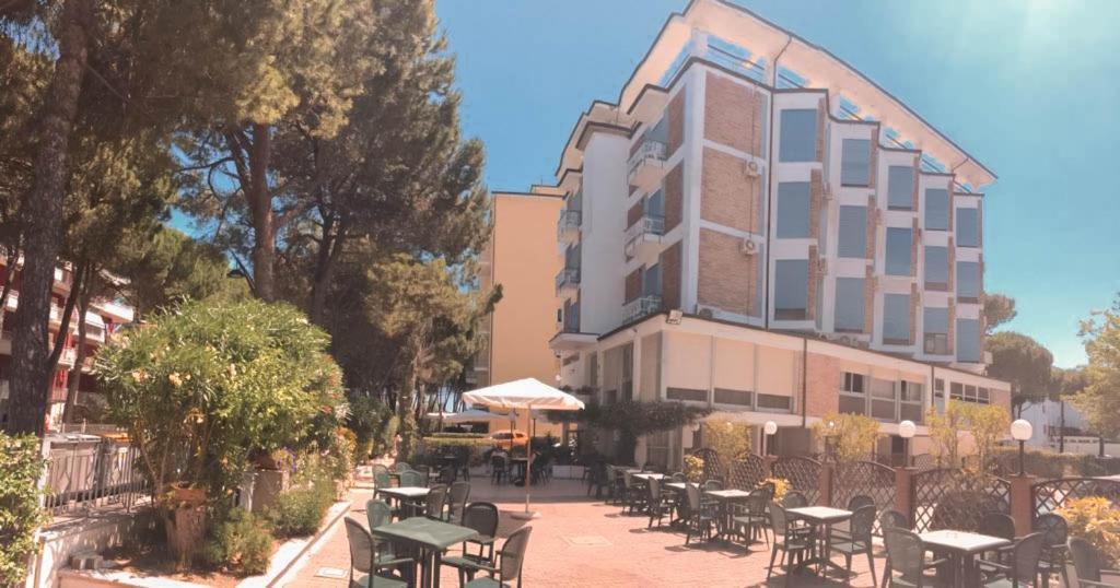 Hotel Zeus Червія Екстер'єр фото