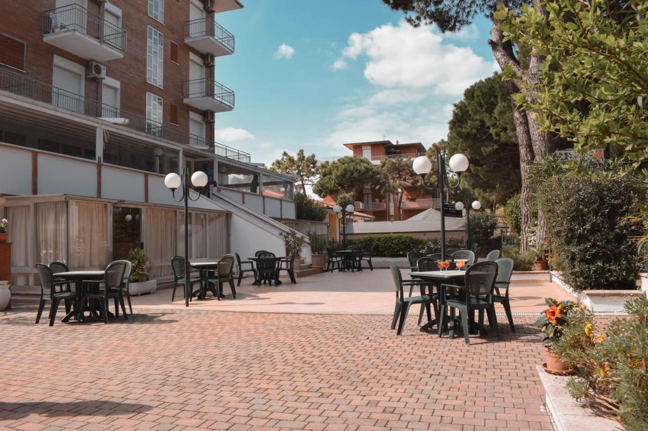 Hotel Zeus Червія Екстер'єр фото